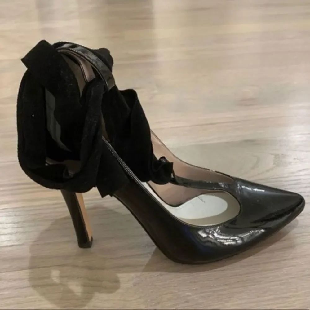 Chloe Patent Leather High Heels Black - Picture 3 of 5